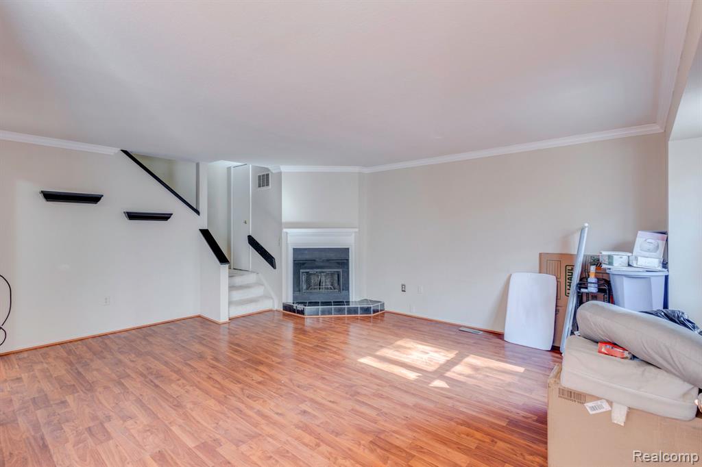 24547 PRIMROSE Lane, Southfield, MI 48033 — Photo 13