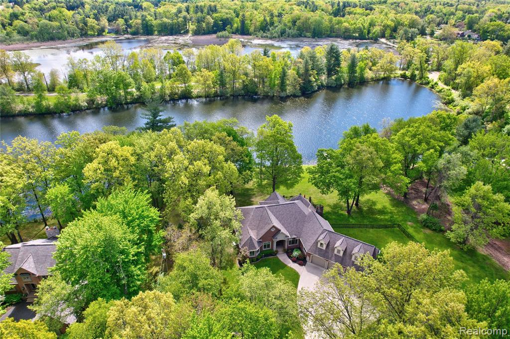 3074 POND Road, Leonard, MI 48367 — Photo 62