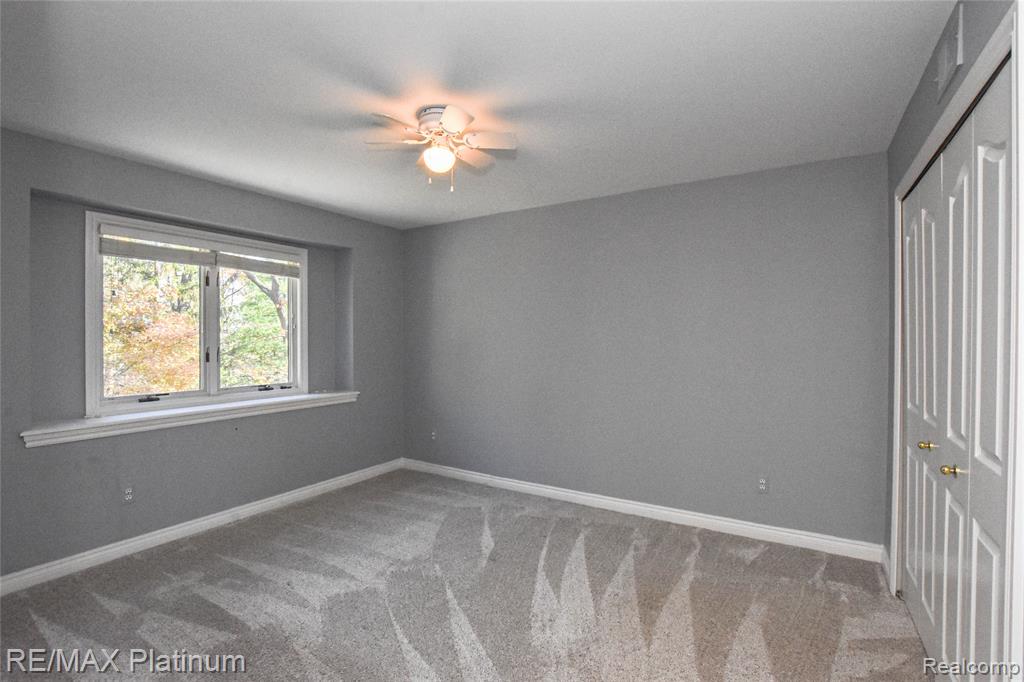 4215 Rolling Pines Court, Commerce Twp, MI 48382 — Photo 48