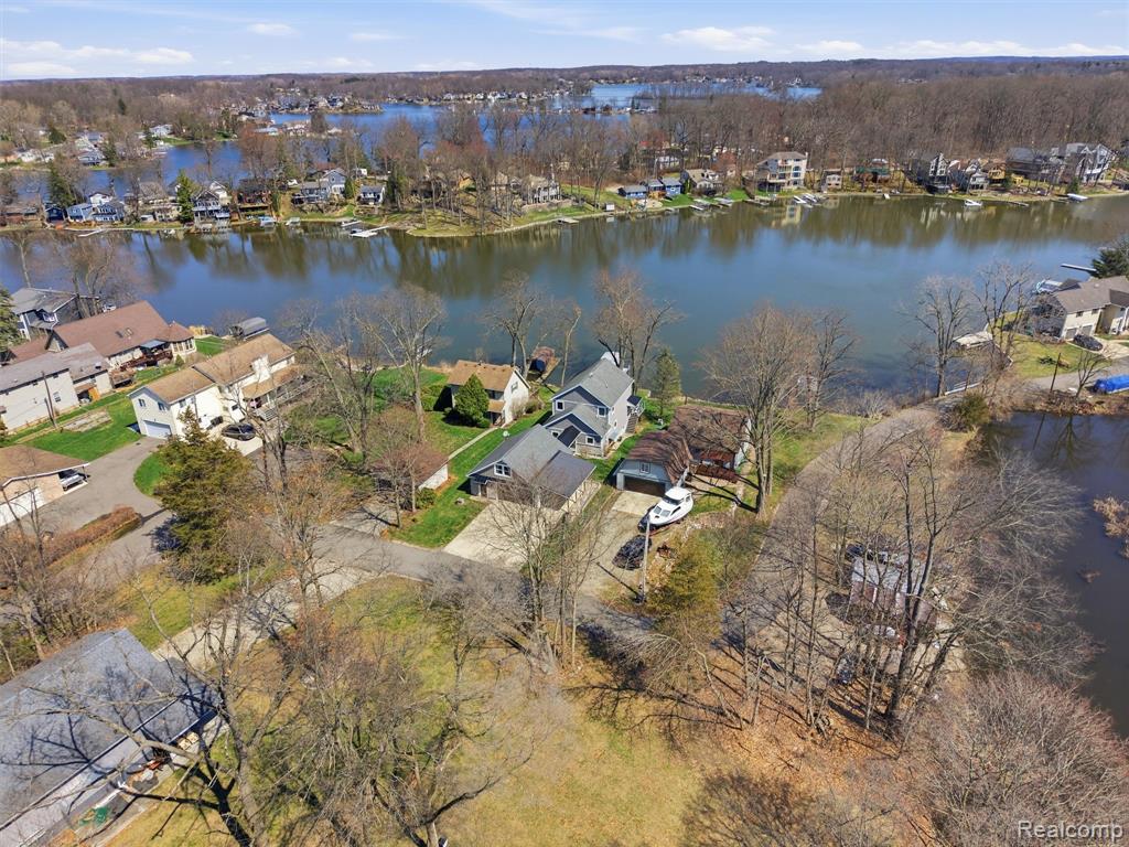 16475 Angle Drive, Linden, MI 48451 — Photo 57