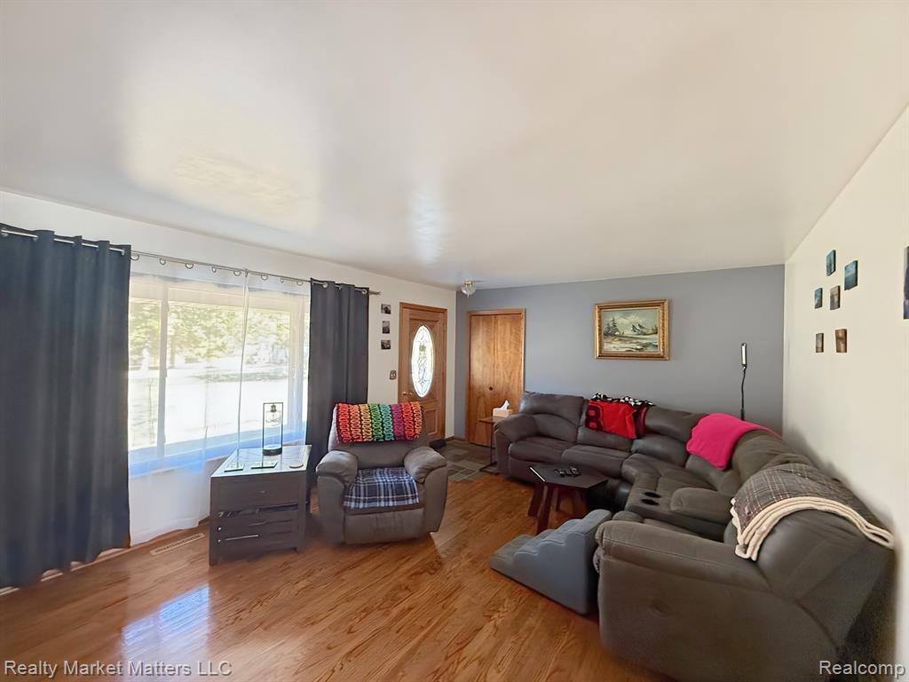 1215 Turrill Road, Lapeer, MI 48446 — Photo 6