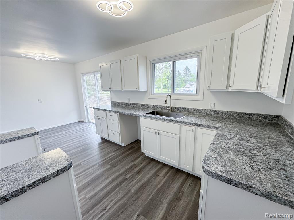 6519 Estrelle Avenue, Mount Morris, MI 48458 — Photo 10