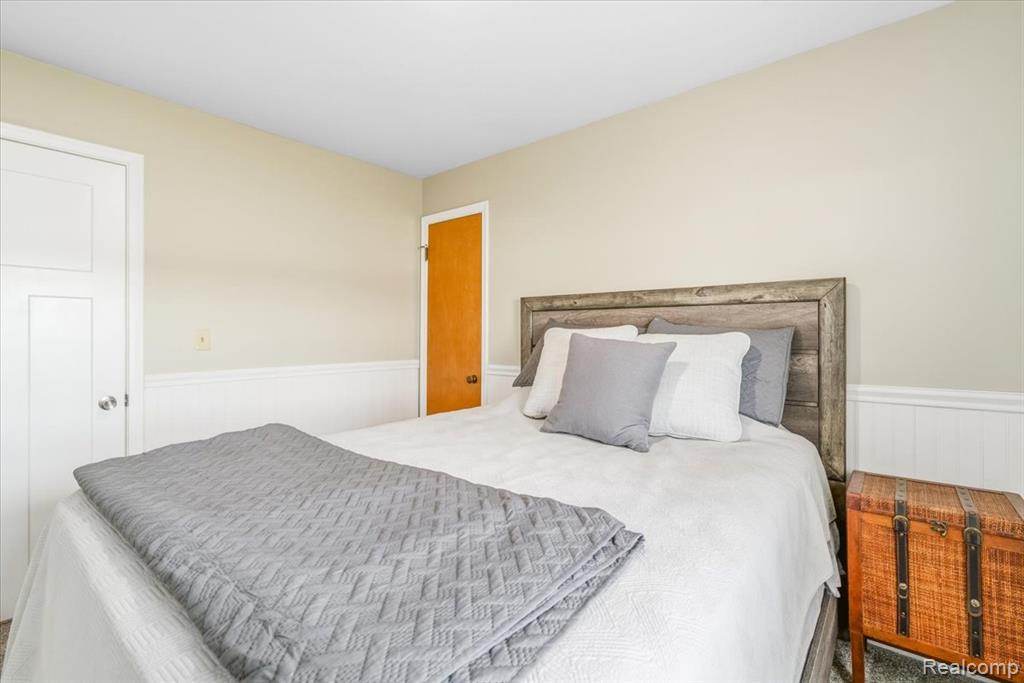47969 Merle Court, Belleville, MI 48111 — Photo 21