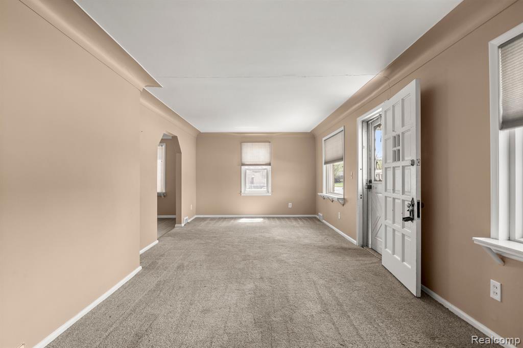 4033 AGNES Avenue, Lincoln Park, MI 48146 — Photo 9