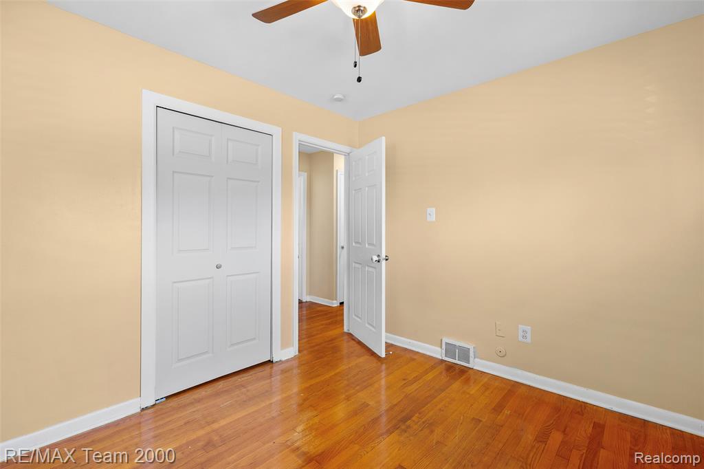 6442 Arcola Street, Garden City, MI — Photo 21