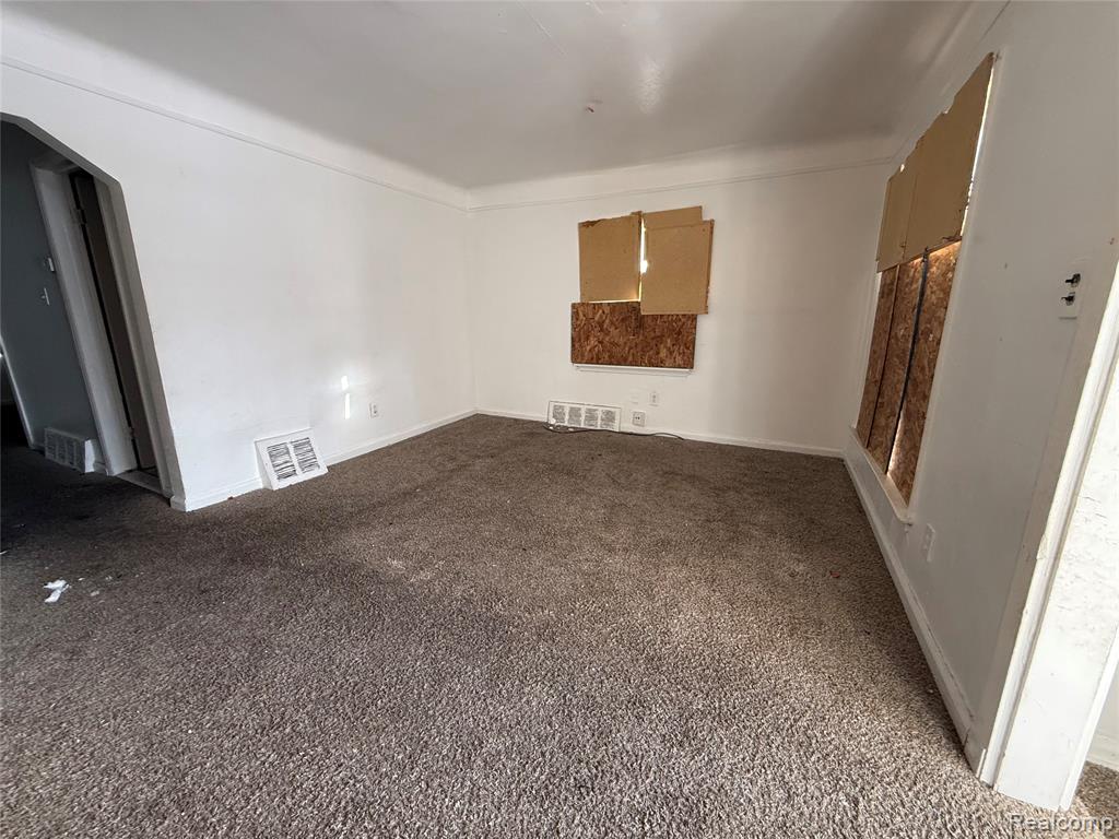 8864 Heyden Street, Detroit, MI 48228 — Photo 4