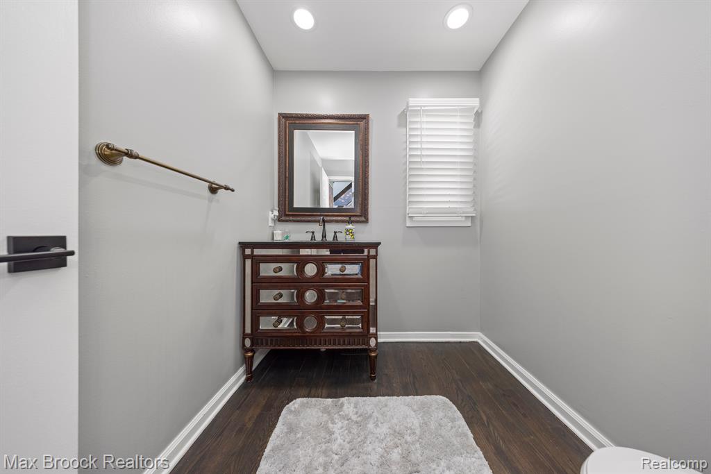5547 MAPLE LEAF Court, West Bloomfield, MI — Photo 19