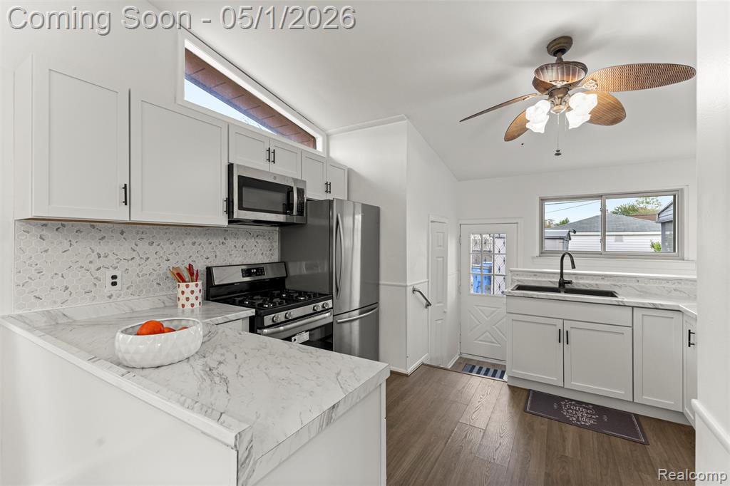7370 Amboy Street, Dearborn Heights, MI 48127 — Photo 16