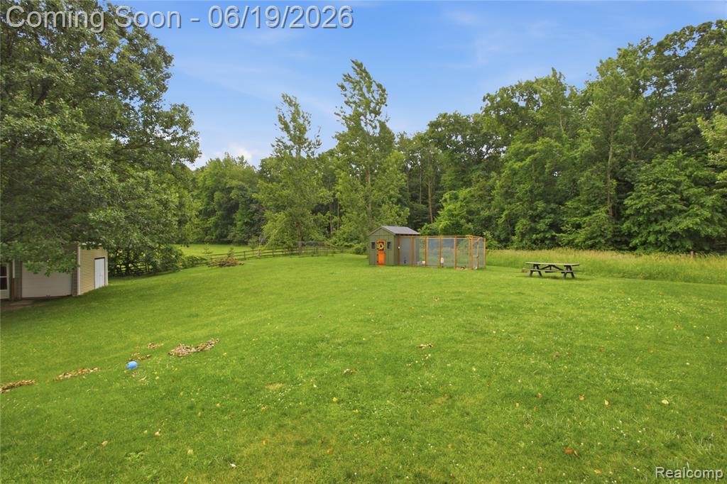5739 Suntar Valley Drive, Fowlerville, MI 48836 — Photo 22