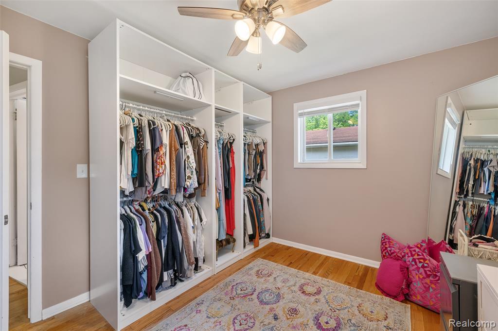 9086 Shannon Drive, Sterling Heights, MI 48314 — Photo 20