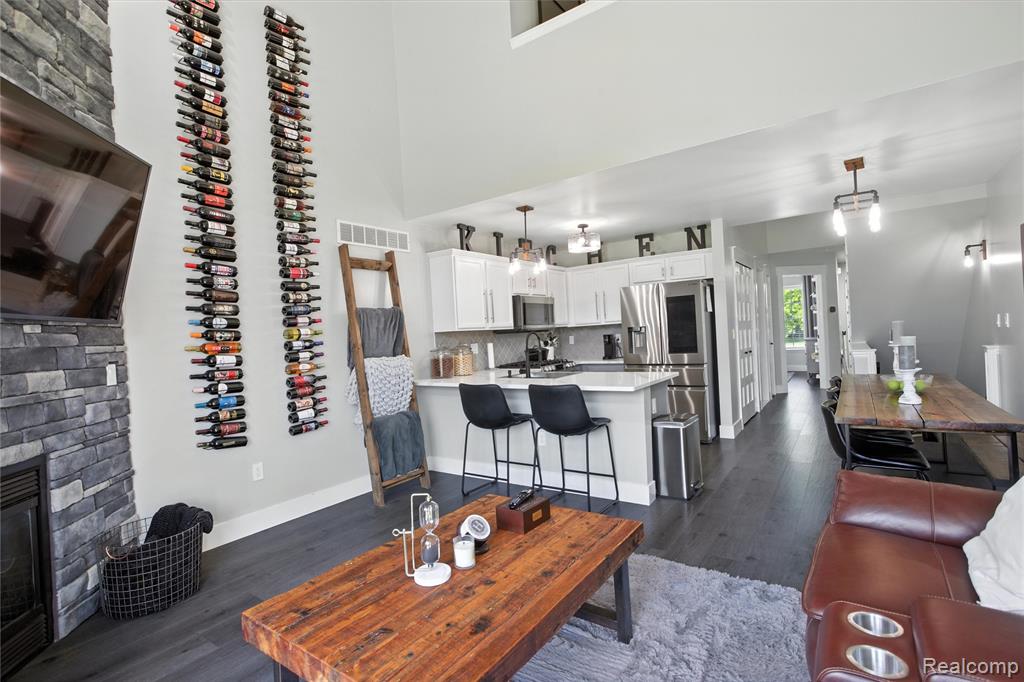 50501 Abbey Drive, New Baltimore, MI 48047 — Photo 21