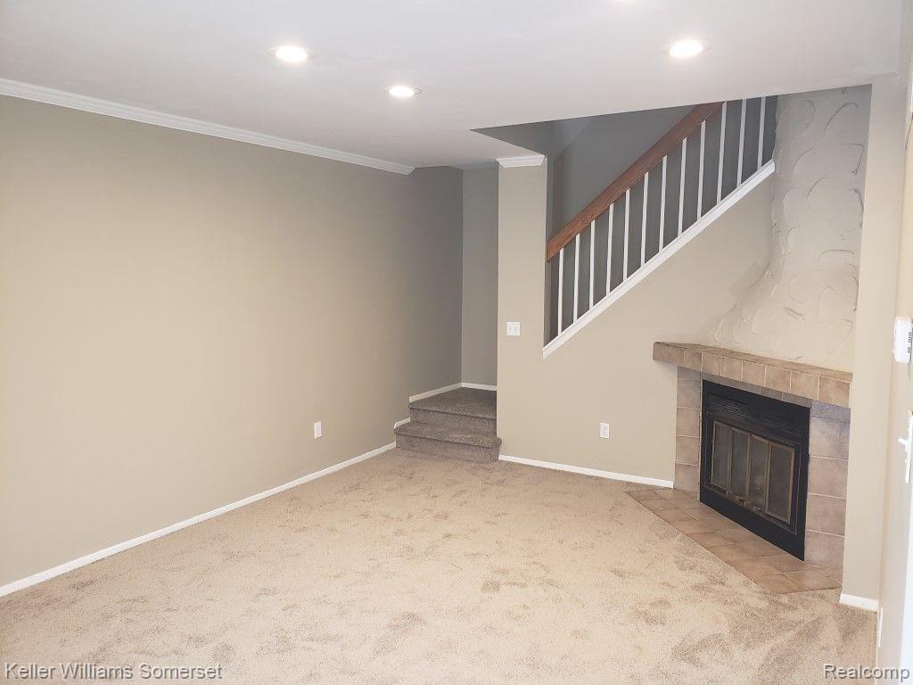 39975 CROSSWINDS, Novi, MI — Photo 9