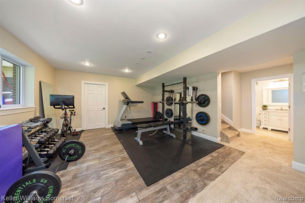 9732 FOREST RIDGE Drive, Clarkston, MI 48348 — Photo 28