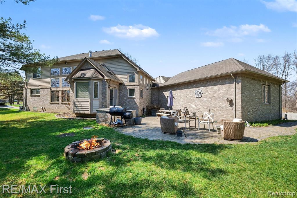 20400 Robinway Drive, Macomb, MI 48036 — Photo 43
