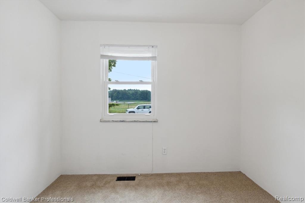 326 EAST Street, Holly, MI 48442 — Photo 20