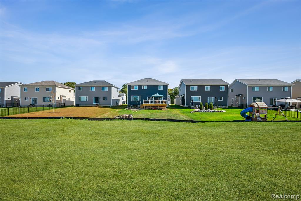 378 Edge Brook, Holly, MI 48442 — Photo 28