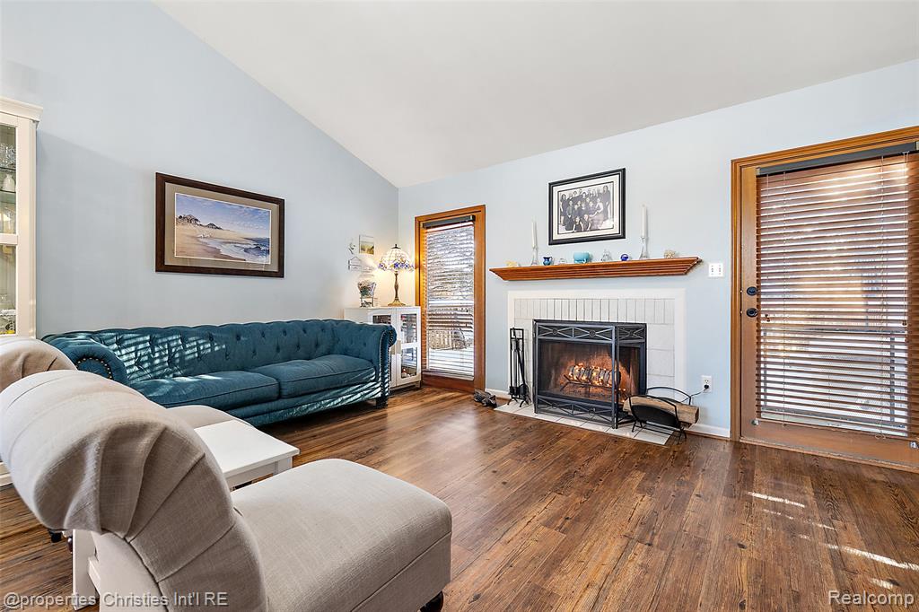 742 Feather Court, South Lyon, MI 48178 — Photo 10