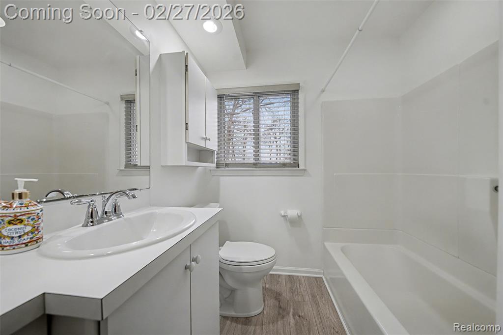 3842 Dill Drive, Waterford, MI 48329 — Photo 6