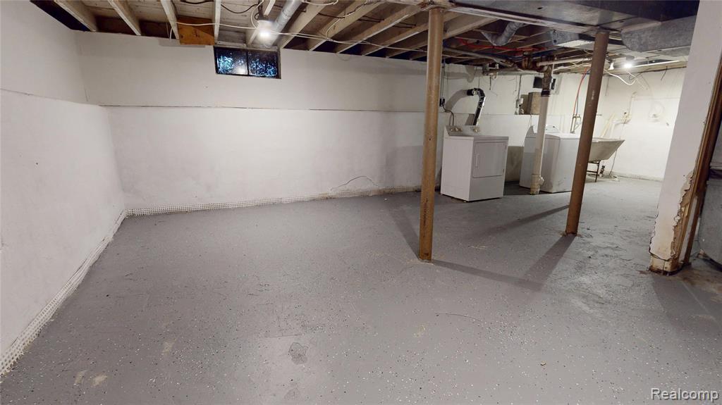 735 Cameron Avenue, Pontiac, MI 48340 — Photo 16