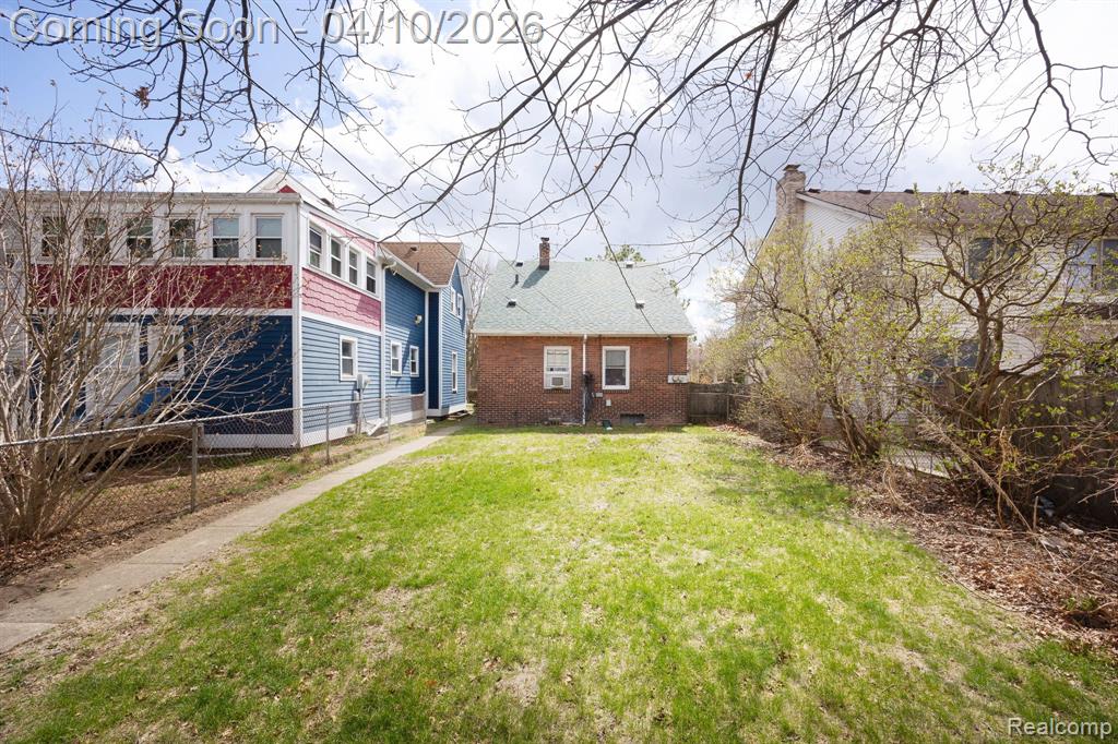 344 Oak Street, Wyandotte, MI 48192 — Photo 7
