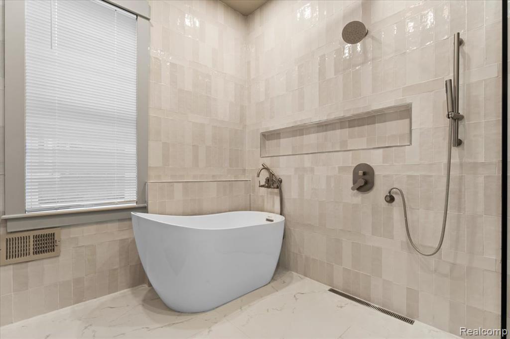 2414 Concord Street, Detroit, MI 48207 — Photo 36