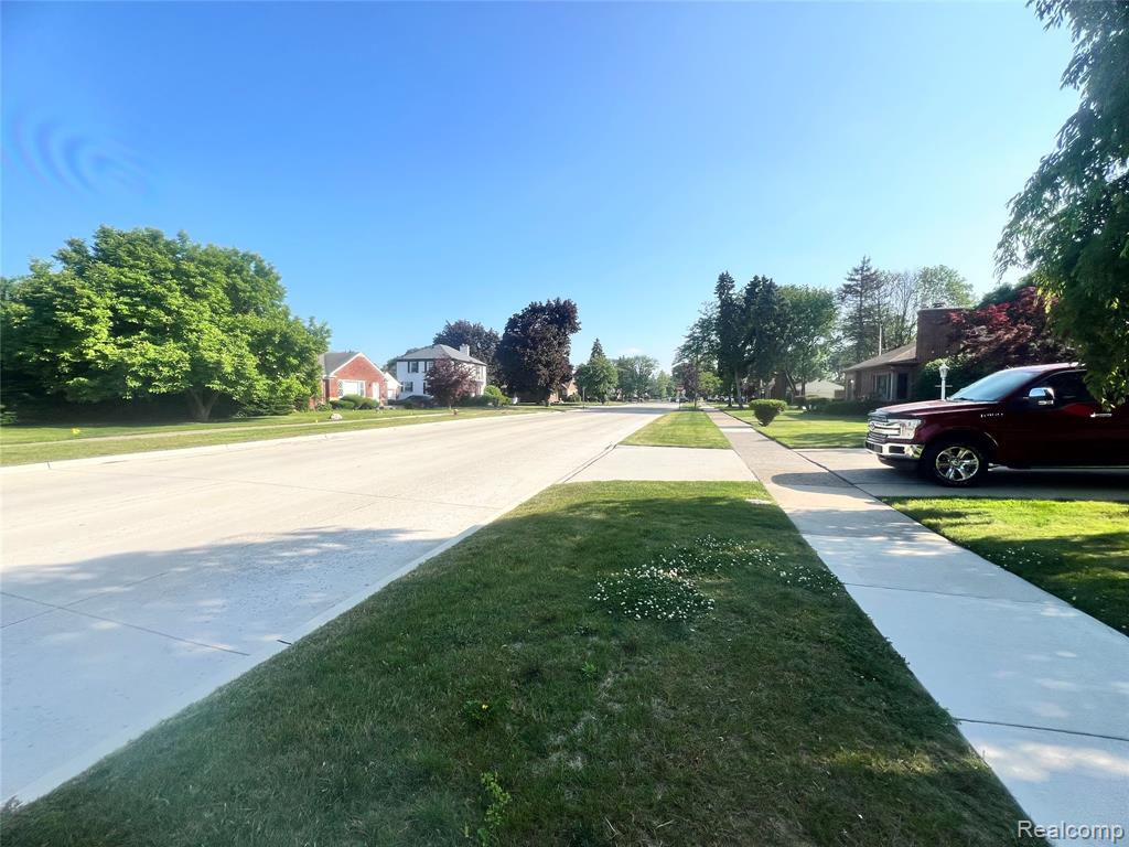7208 Rosedale Boulevard, Allen Park, MI 48101 — Photo 8