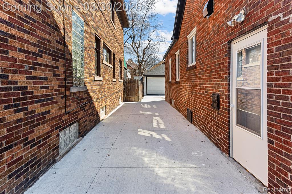 17554 Wisconsin Street, Detroit, MI 48221 — Photo 32