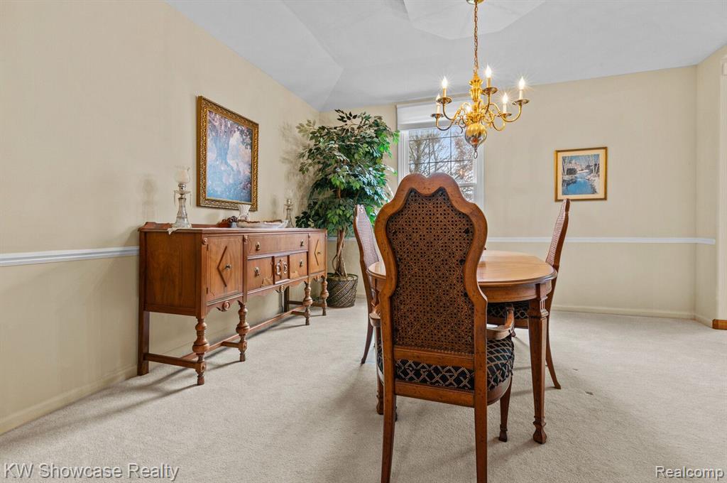 5294 BRIDGE Trail E, Commerce Twp, MI 48382 — Photo 8