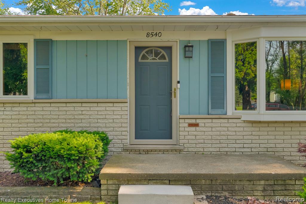 8540 Russell Street, Shelby Twp, MI 48317 — Photo 6