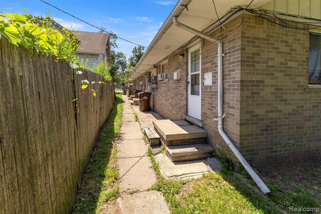 4077 Columbus Street, Wayne, MI 48184 — Photo 17