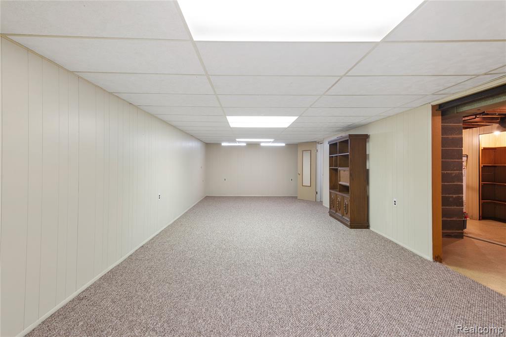 5836 Norborne Avenue, Dearborn Heights, MI 48127 — Photo 17