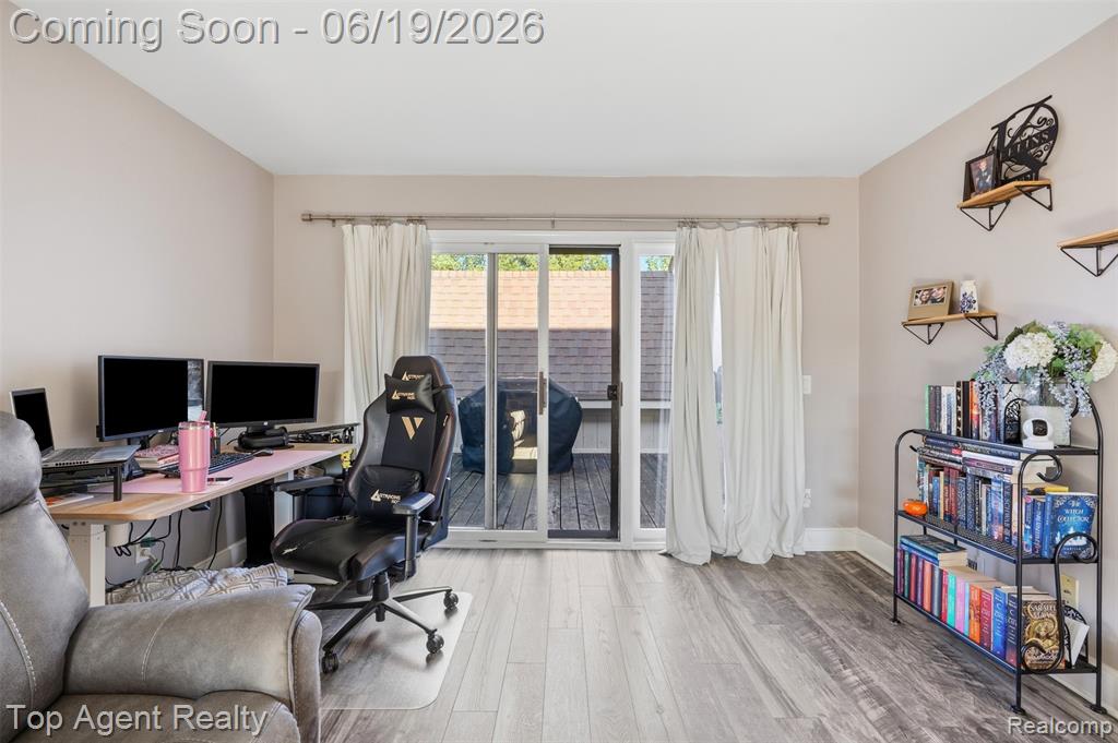 42374 Lochmoor Street, Clinton Twp, MI 48038 — Photo 14