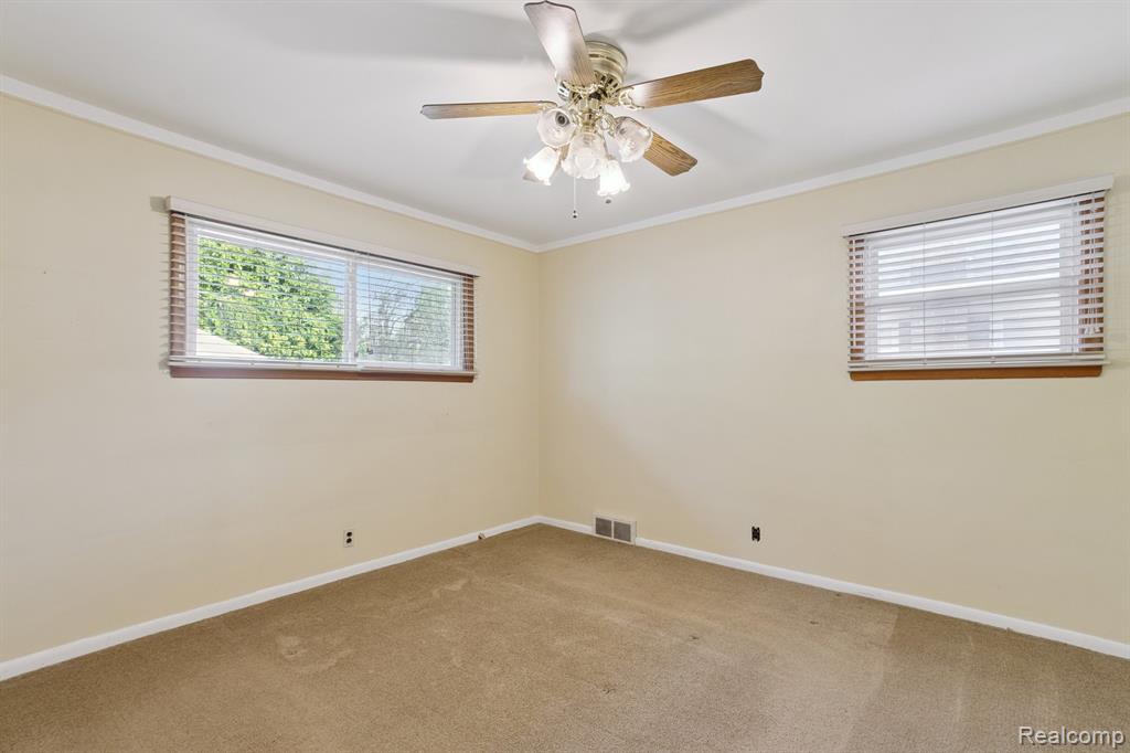 7868 Robinson Avenue, Allen Park, MI 48101 — Photo 14