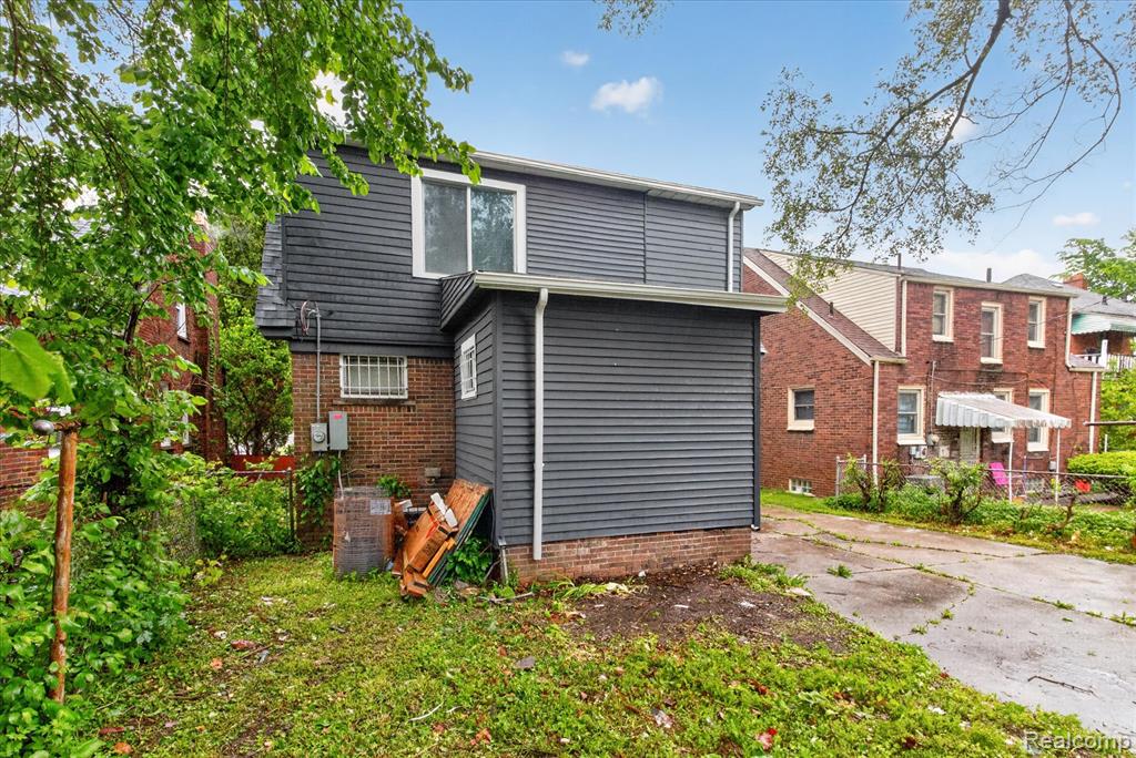 14112 MANSFIELD, Detroit, MI 48227 — Photo 35