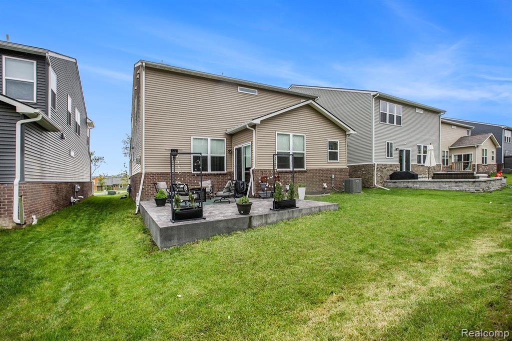 2822 Dillon Drive, Ann Arbor, MI 48105 — Photo 46