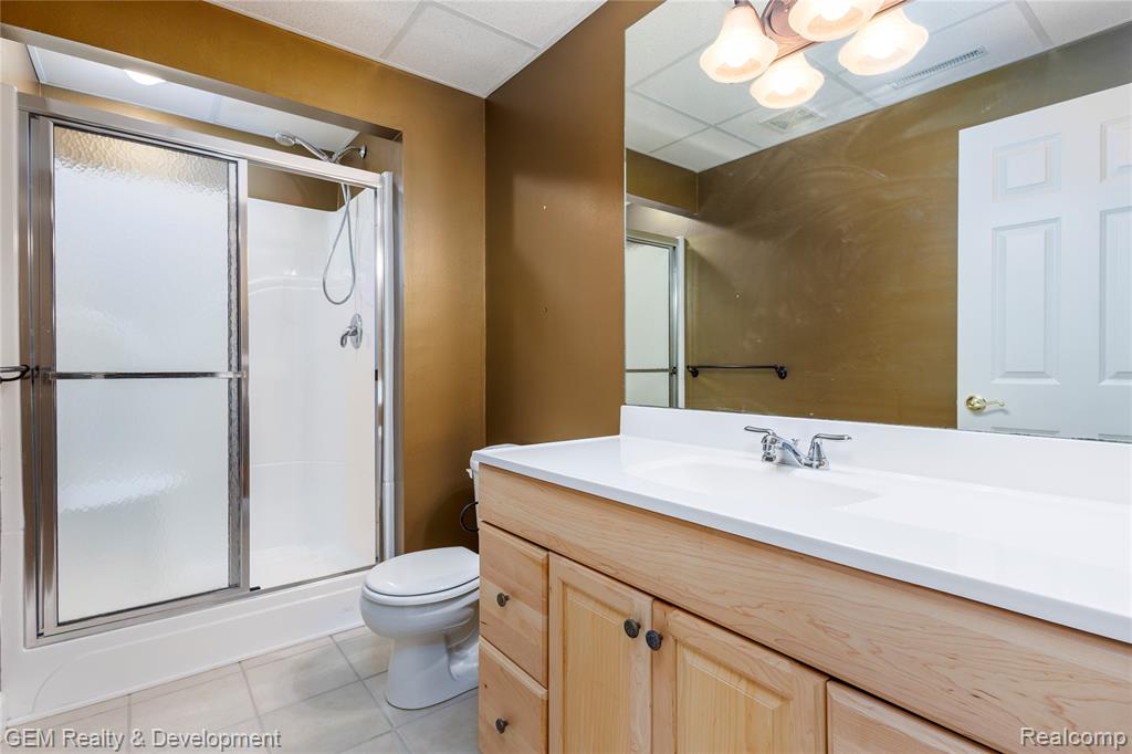 9054 Green Hickory Lane, Fenton, MI 48430 — Photo 52