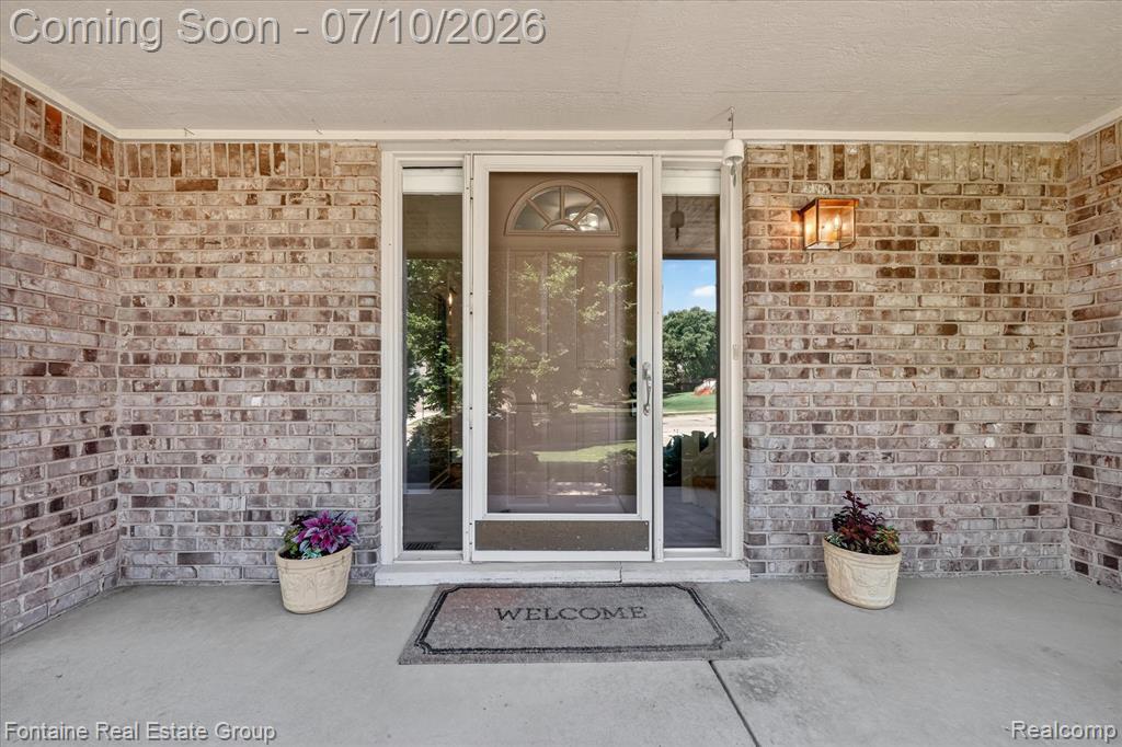 1963 Willowicke Drive, Wixom, MI 48393 — Photo 5