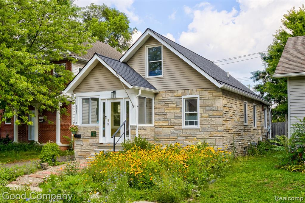 573 E Oakridge Street, Ferndale, MI 48220 — Photo 36