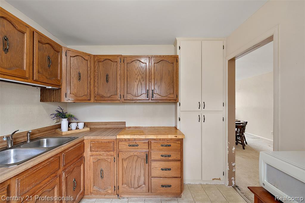 4155 Kempf Street, Waterford, MI 48329 — Photo 16