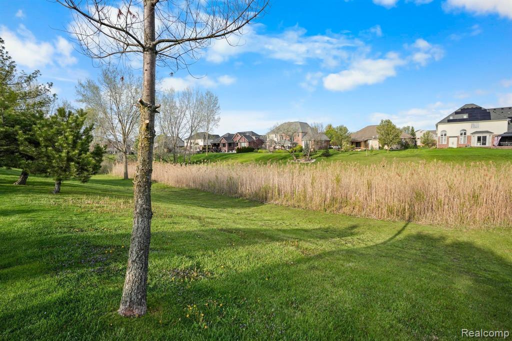47352 DOVE Court, Shelby Twp, MI 48315 — Photo 66