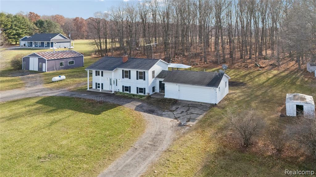 8603 Killinger Road, Fowlerville, MI 48836 — Photo 2