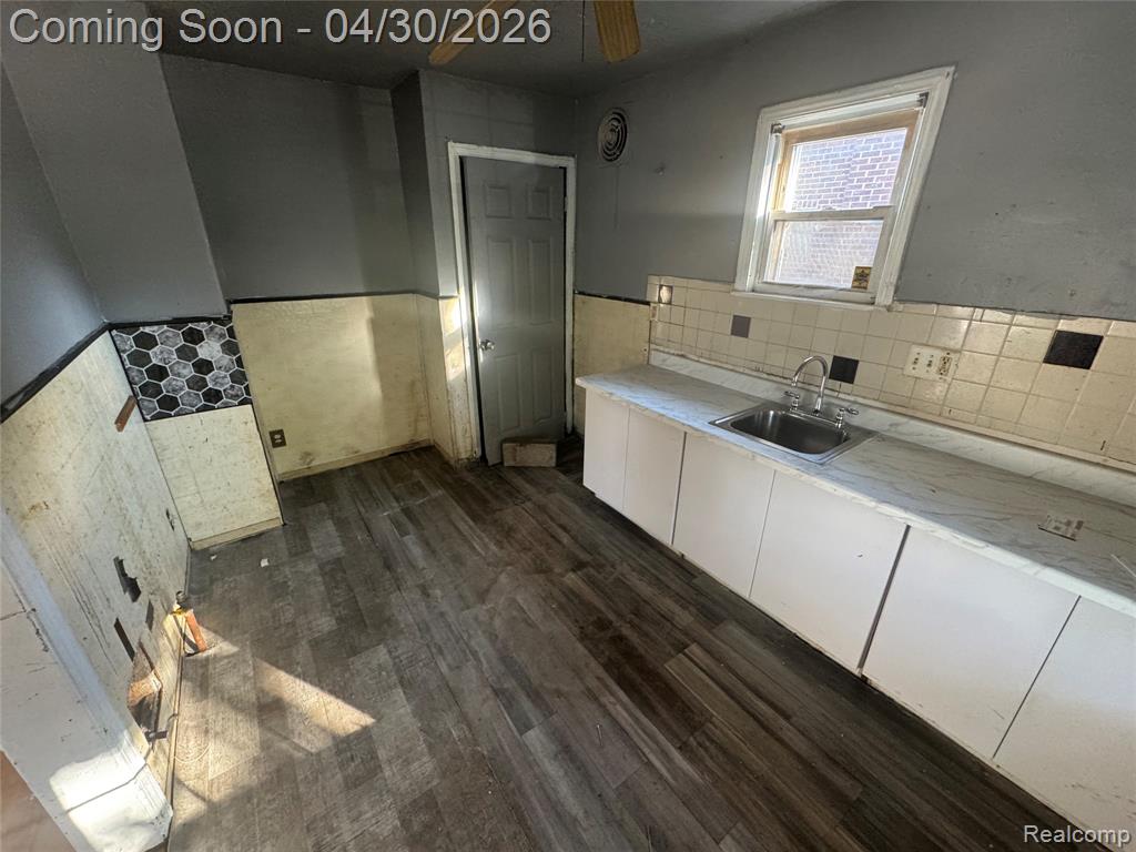 7666 Penrod Street, Detroit, MI 48228 — Photo 2
