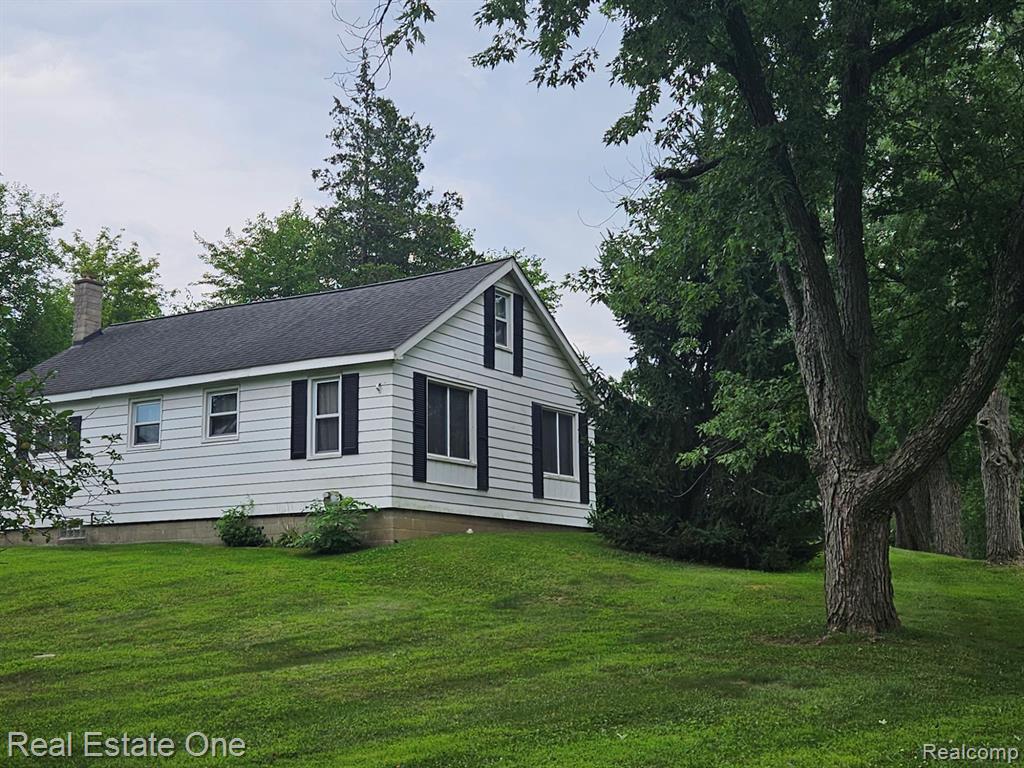 4415 Welland Drive, West Bloomfield, MI 48323 — Photo 35