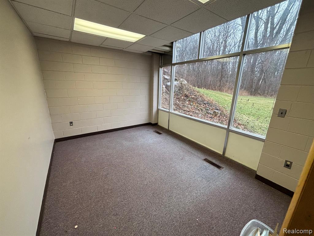961 E MAPLE Street, Holly, MI 48442 — Photo 33
