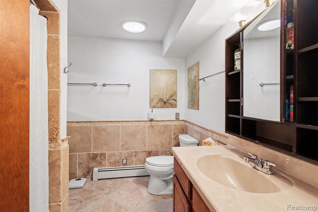 8783 SKYLANE Drive, Brighton, MI 48114 — Photo 12