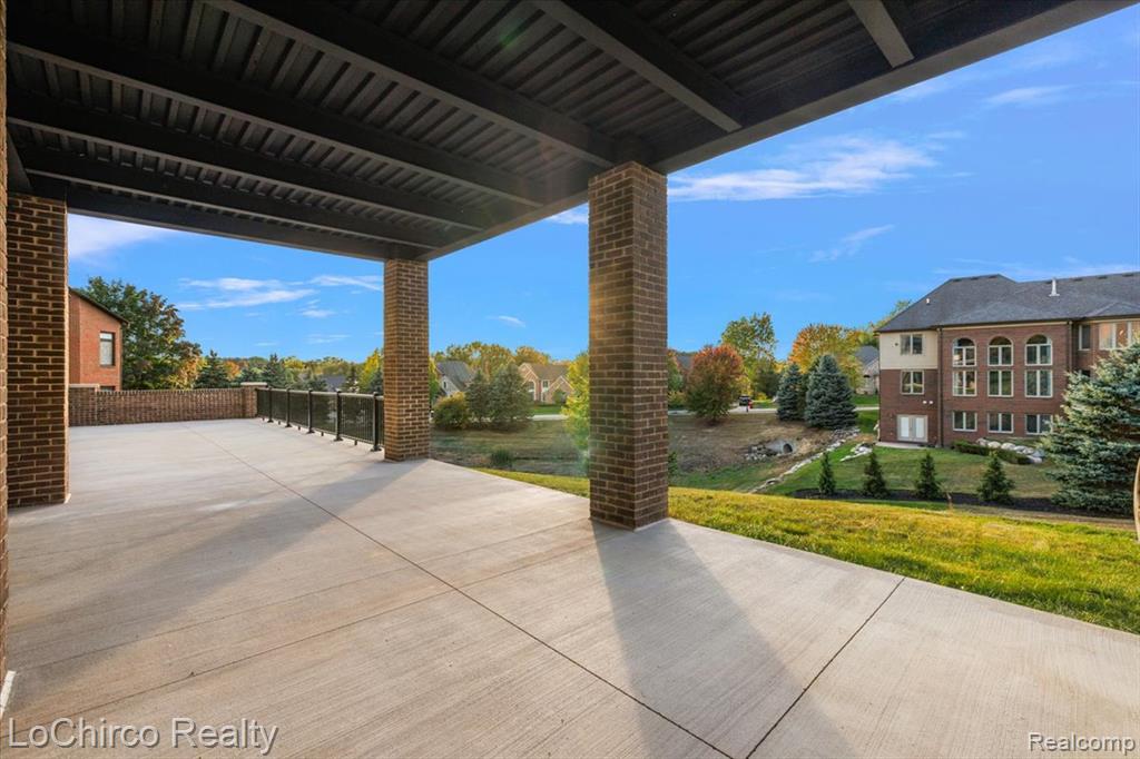 674 Springview Drive, Rochester, MI 48307 — Photo 85
