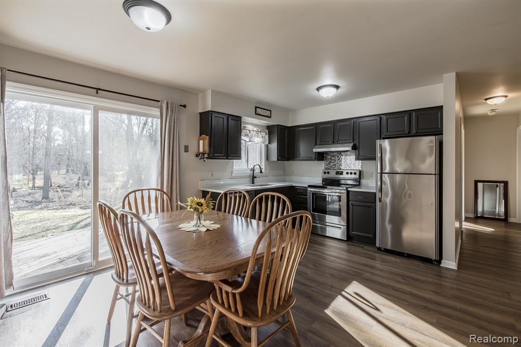 4771 Fiddle Avenue, Waterford, MI 48328 — Photo 13