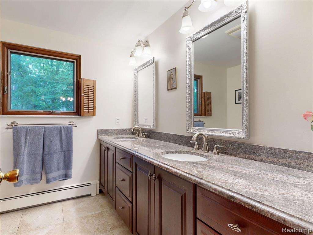 6624 Wellesley Terrace, Clarkston, MI — Photo 31