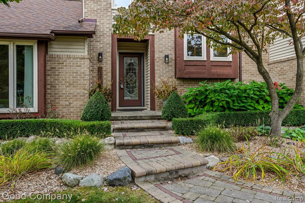 6333 ELSEY Drive, Troy, MI 48098 — Photo 5
