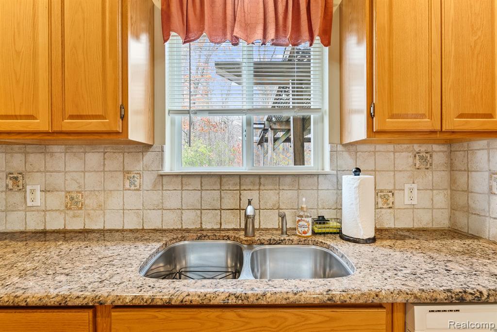 5392 WHEAT WAY Avenue, Swartz Creek, MI 48473 — Photo 14